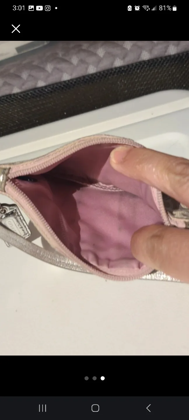 Coach Wristlet Wallet image indicator(3)