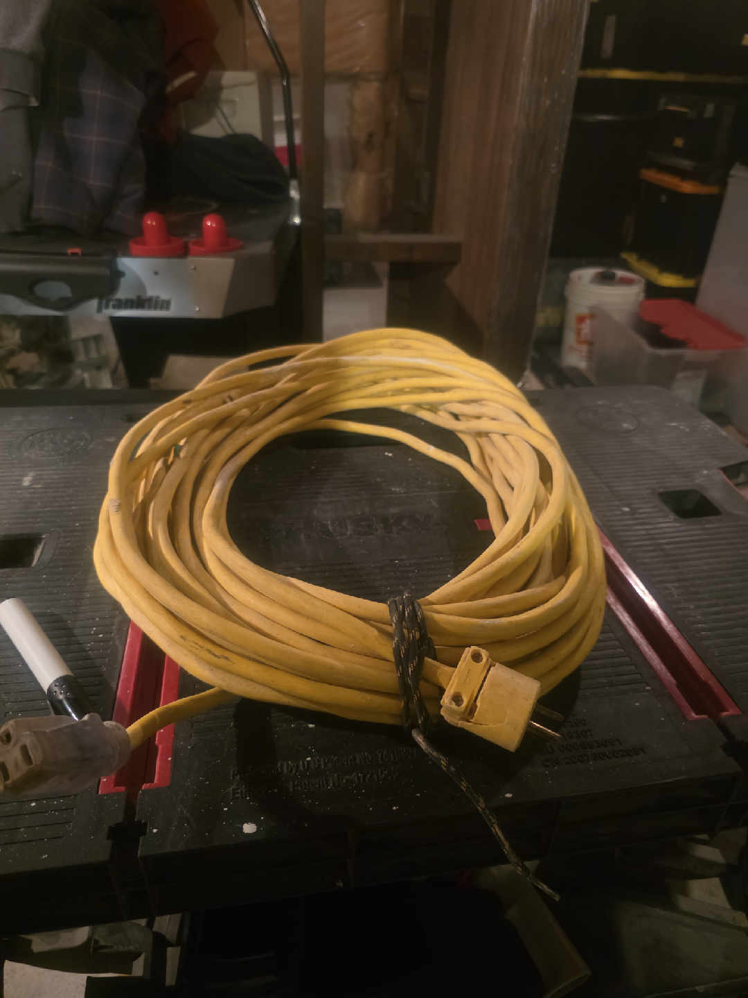Yellow Extension Cord 50 feet long heavy dury cord.