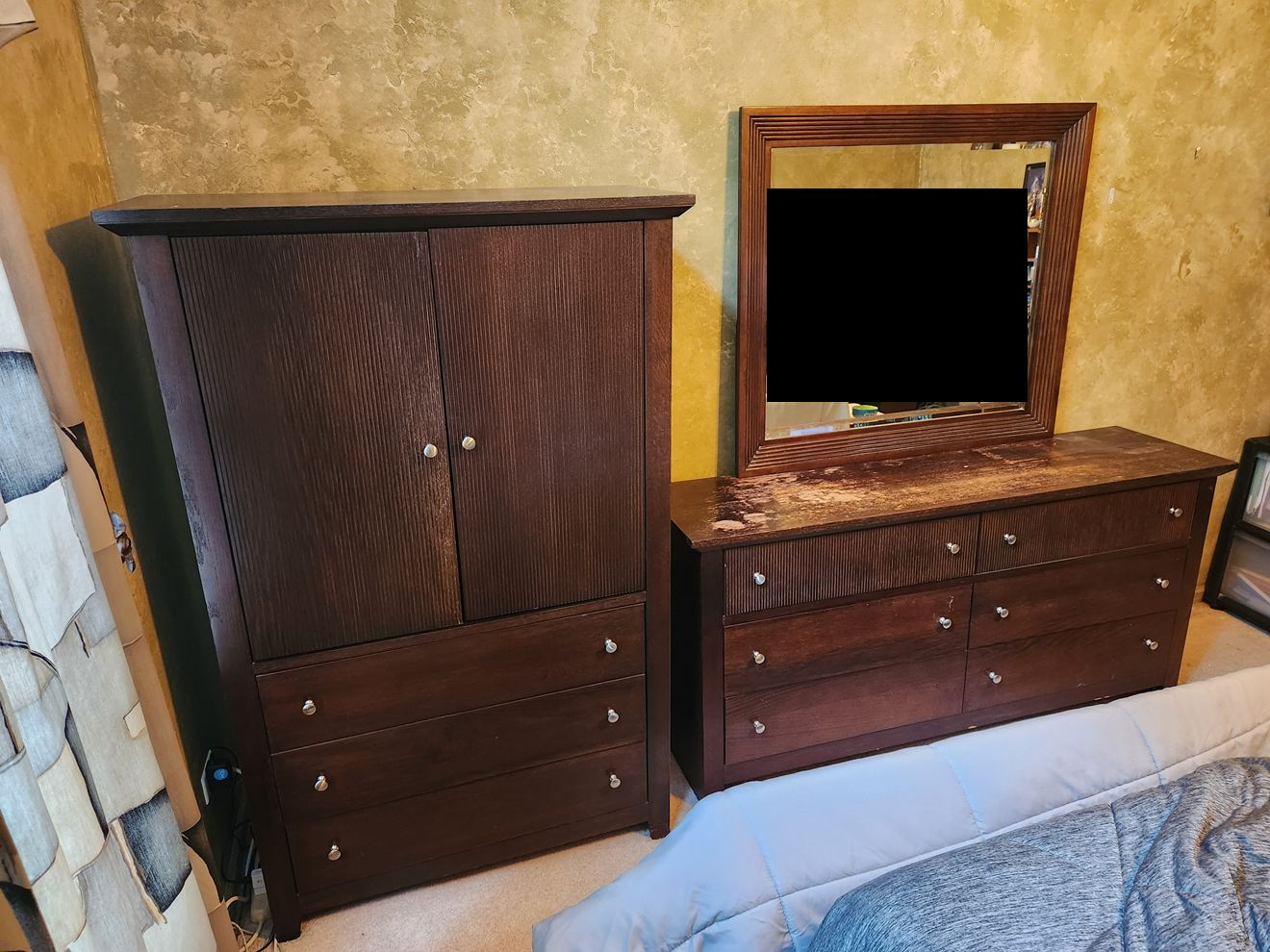 Dresser with Mirror and Wardrobe - photo 2