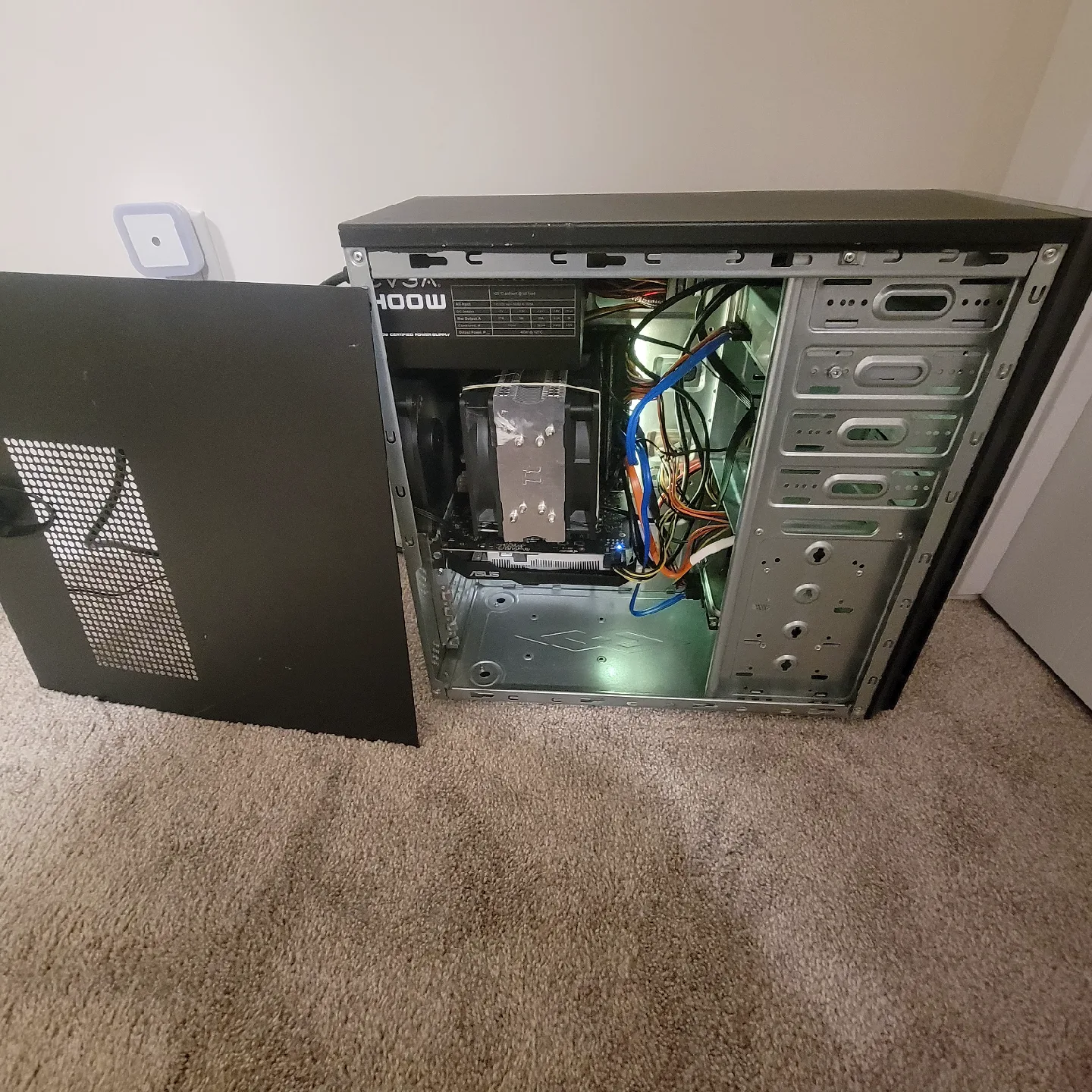 High ending gaming PC with keyboard and mouse image indicator(6)