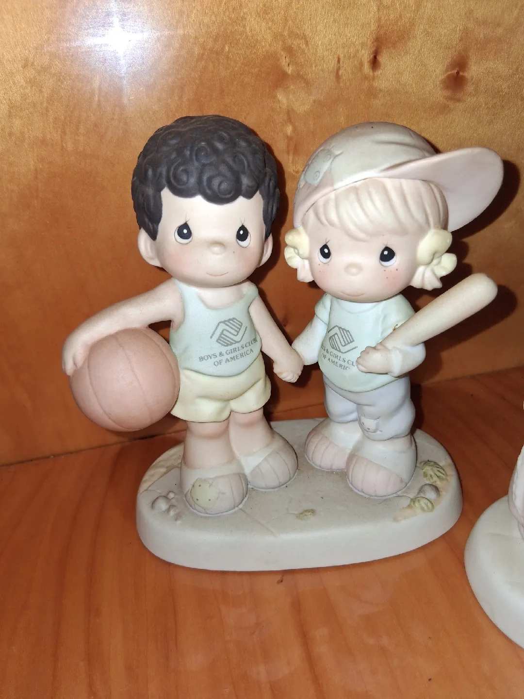 Precious Moments Figurines image indicator(10)