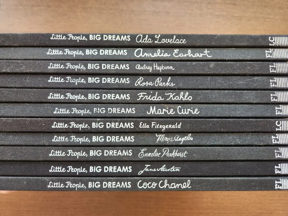 Little People, BIG DREAMS - set of 11 books (or individual) image indicator(2)