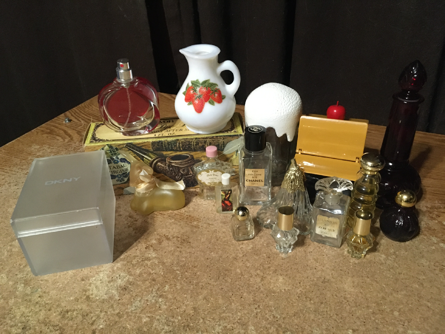 lot of 18 cologne bottles Avon Chanel zofaly some full