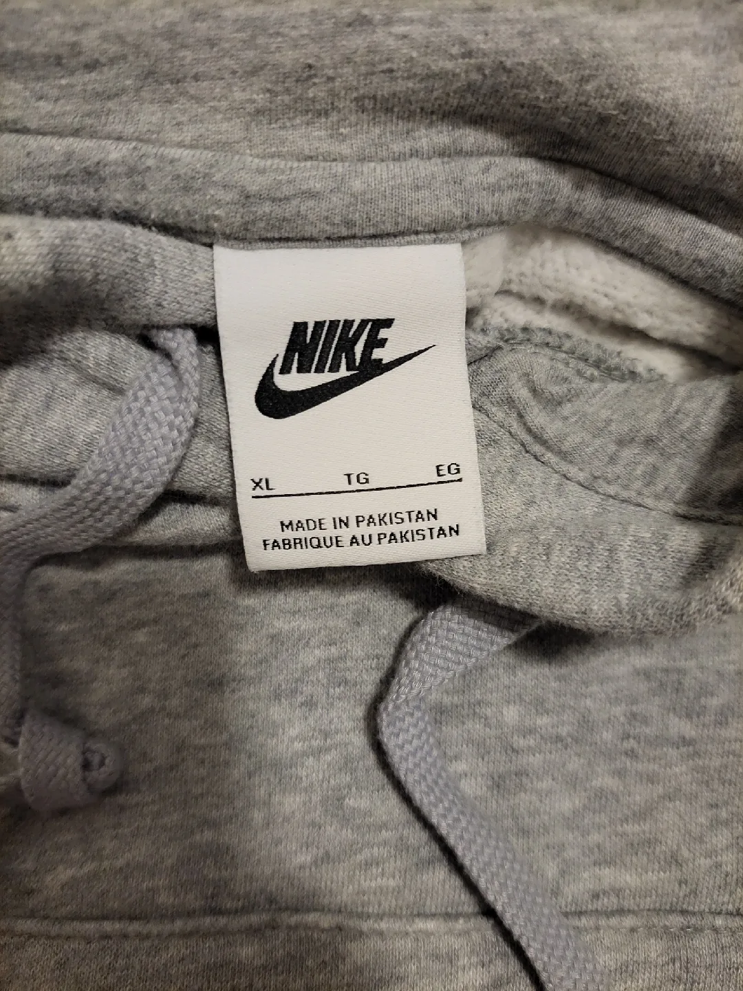 Nike Grey Hoodie - Size XL image indicator(4)