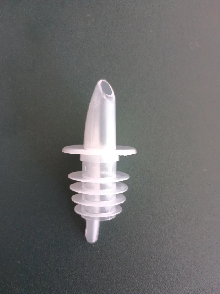 Free -flow liquid pourer thumbnail