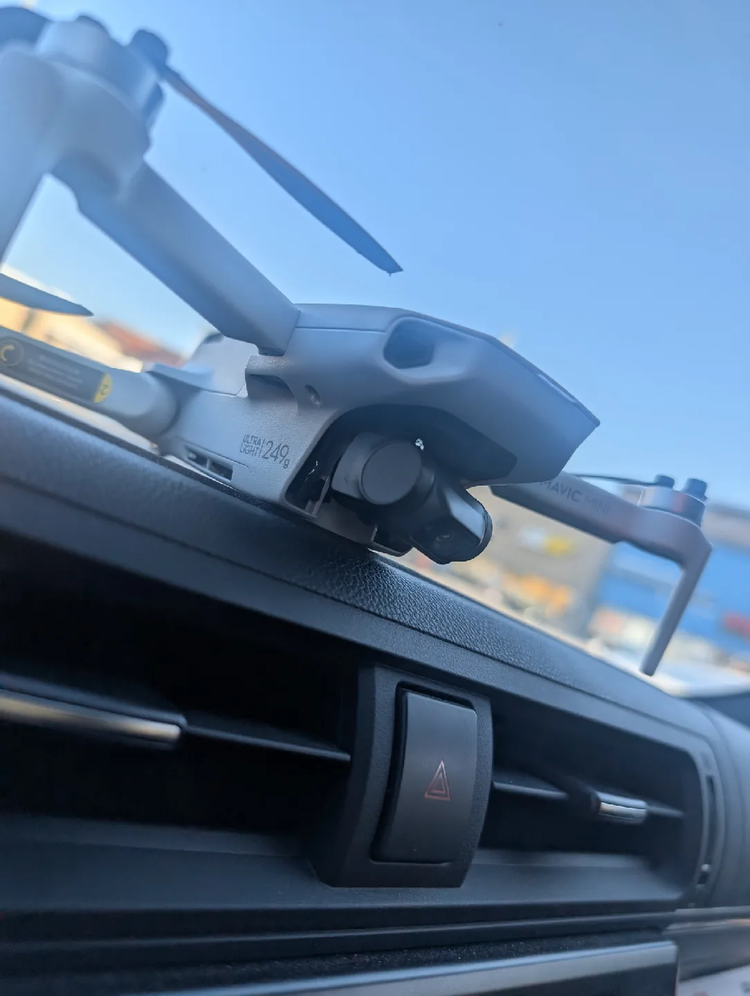 DJI Mavic Mini 2 Drone + RC231 Controller image indicator(4)