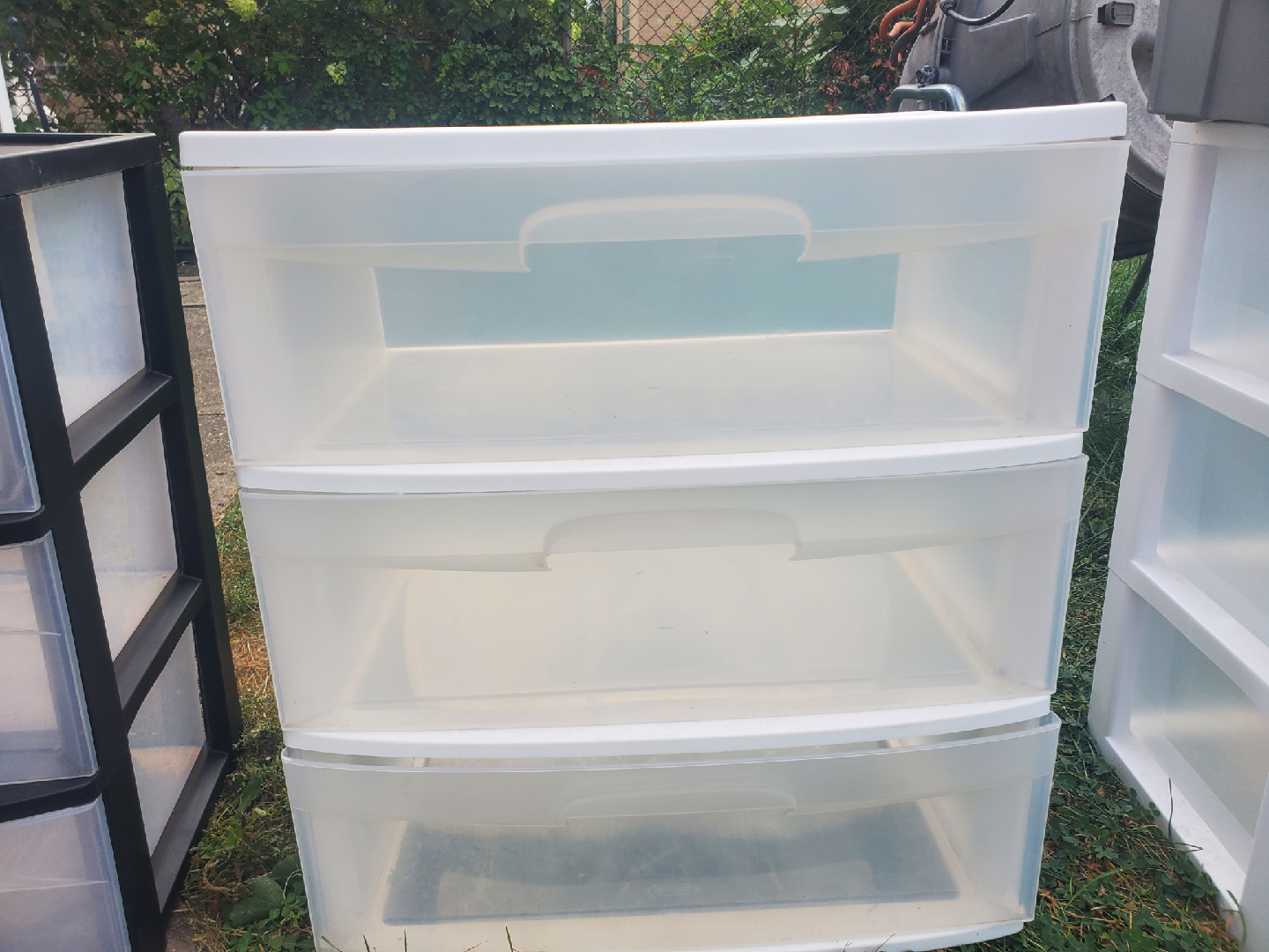PLASTIC STORAGE UNITS - photo 5