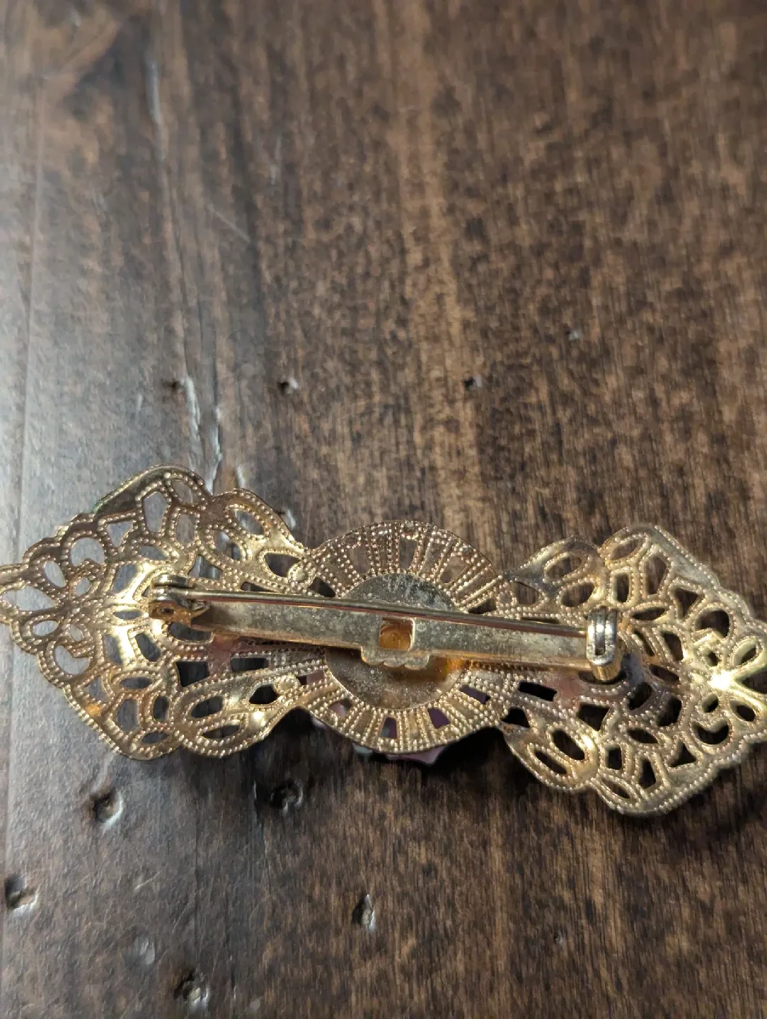 Vintage Gold-Tone Floral Brooch image indicator(2)