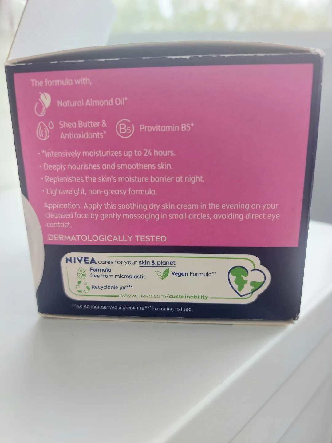 New Nivea Nourishing Night Cream 🥕 image indicator(2)