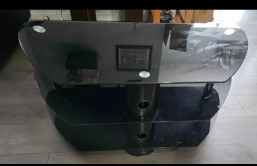 Black Glass TV Stand image indicator(2)