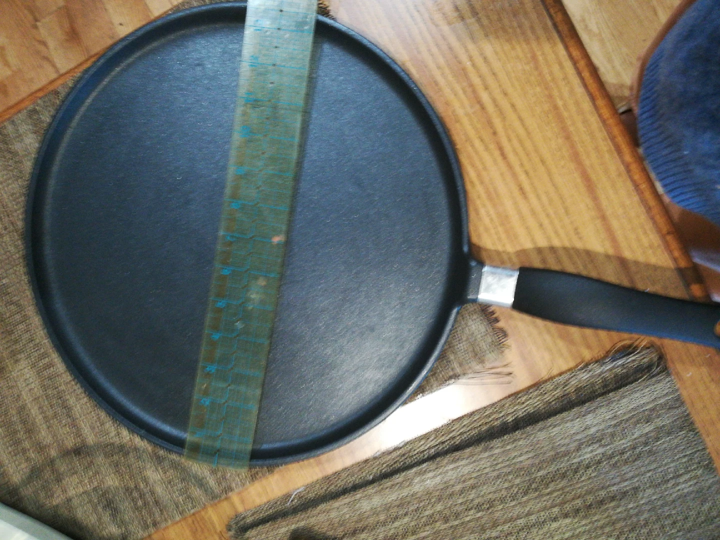 Crepe Pan - Black