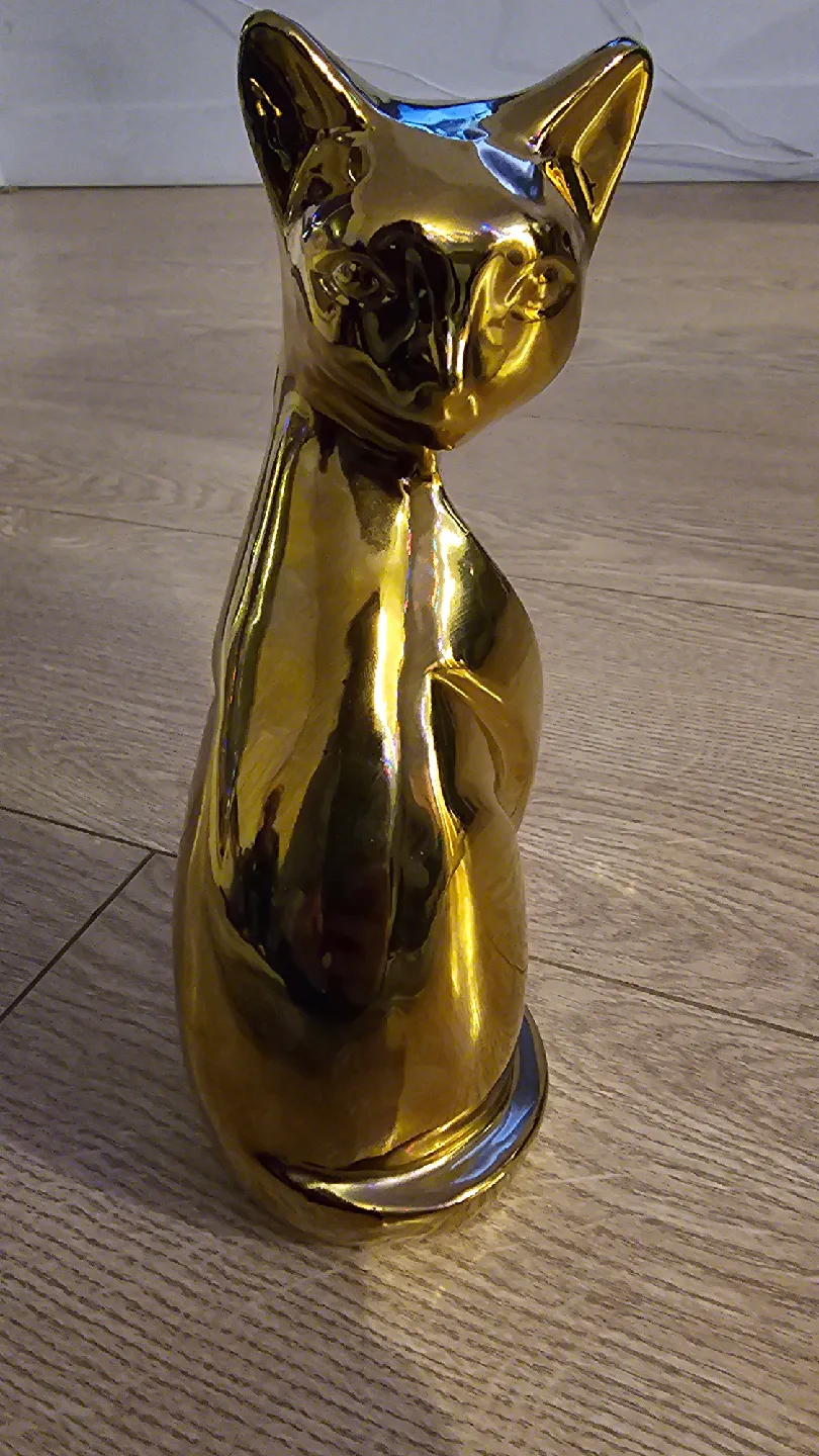 Gold Cat Figurine image indicator(2)