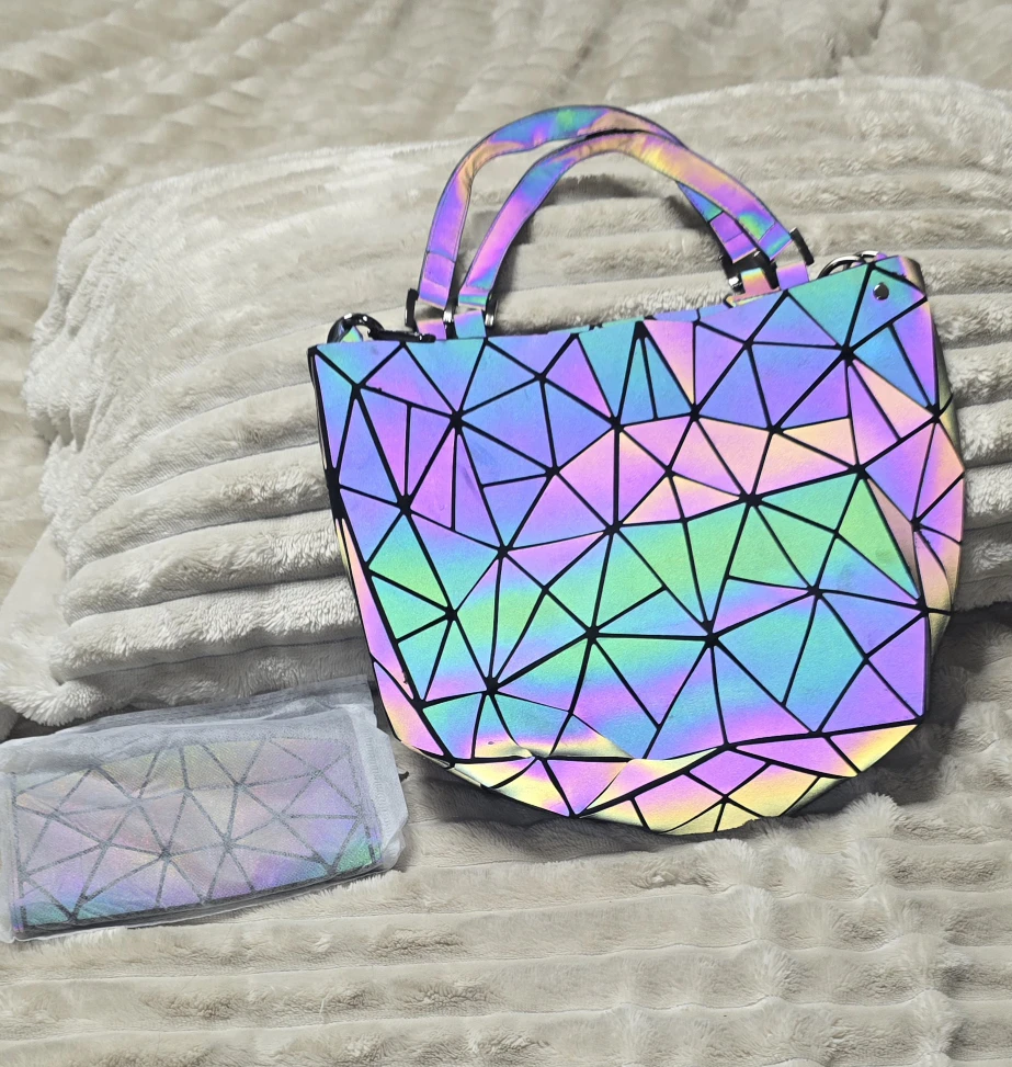 Geometric Reflective Tote Bag + Wallet - photo 3