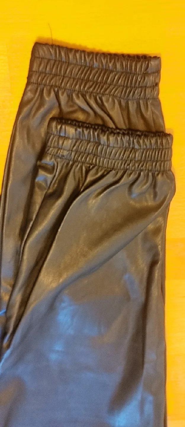 Ci Sono Black Vegan Leather Pants - Size XL image indicator(6)