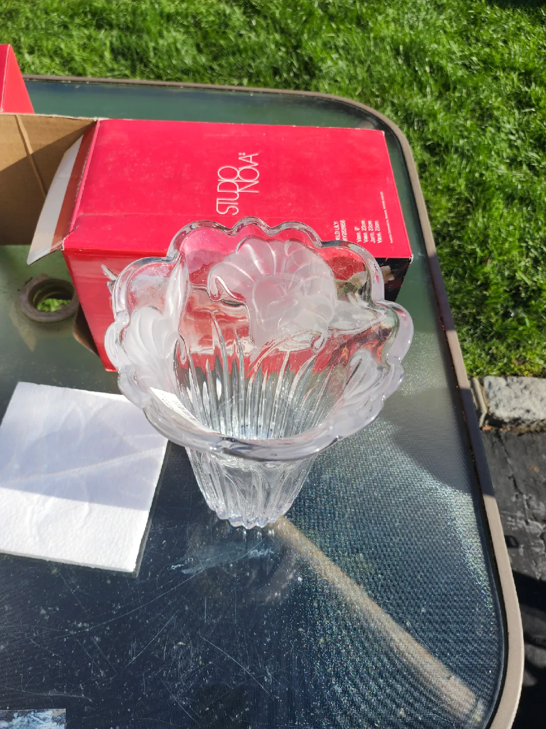 Studio Nova Wild Lily Vase - 9" image indicator(3)