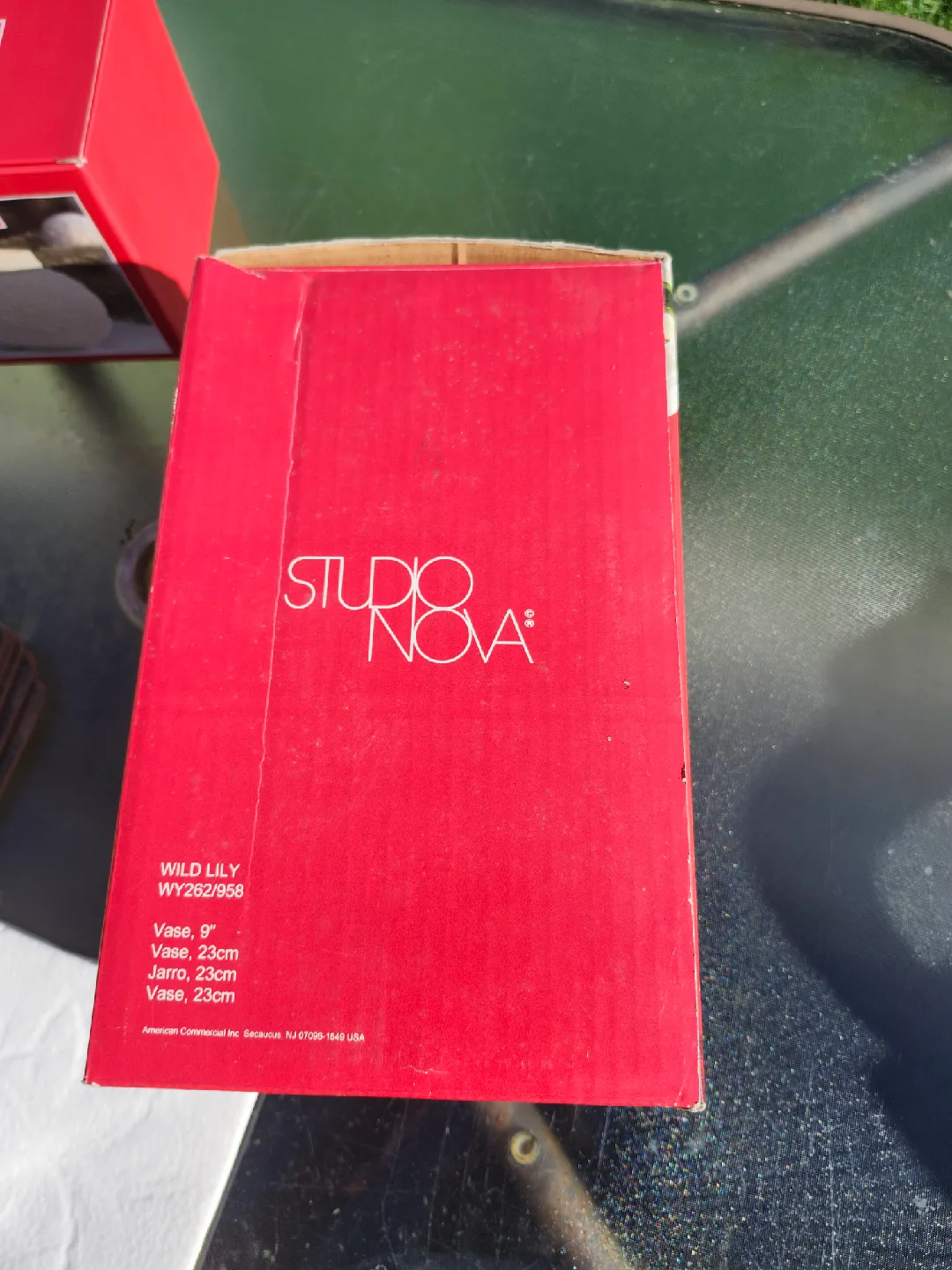 Studio Nova Wild Lily Vase - 9" image indicator(4)