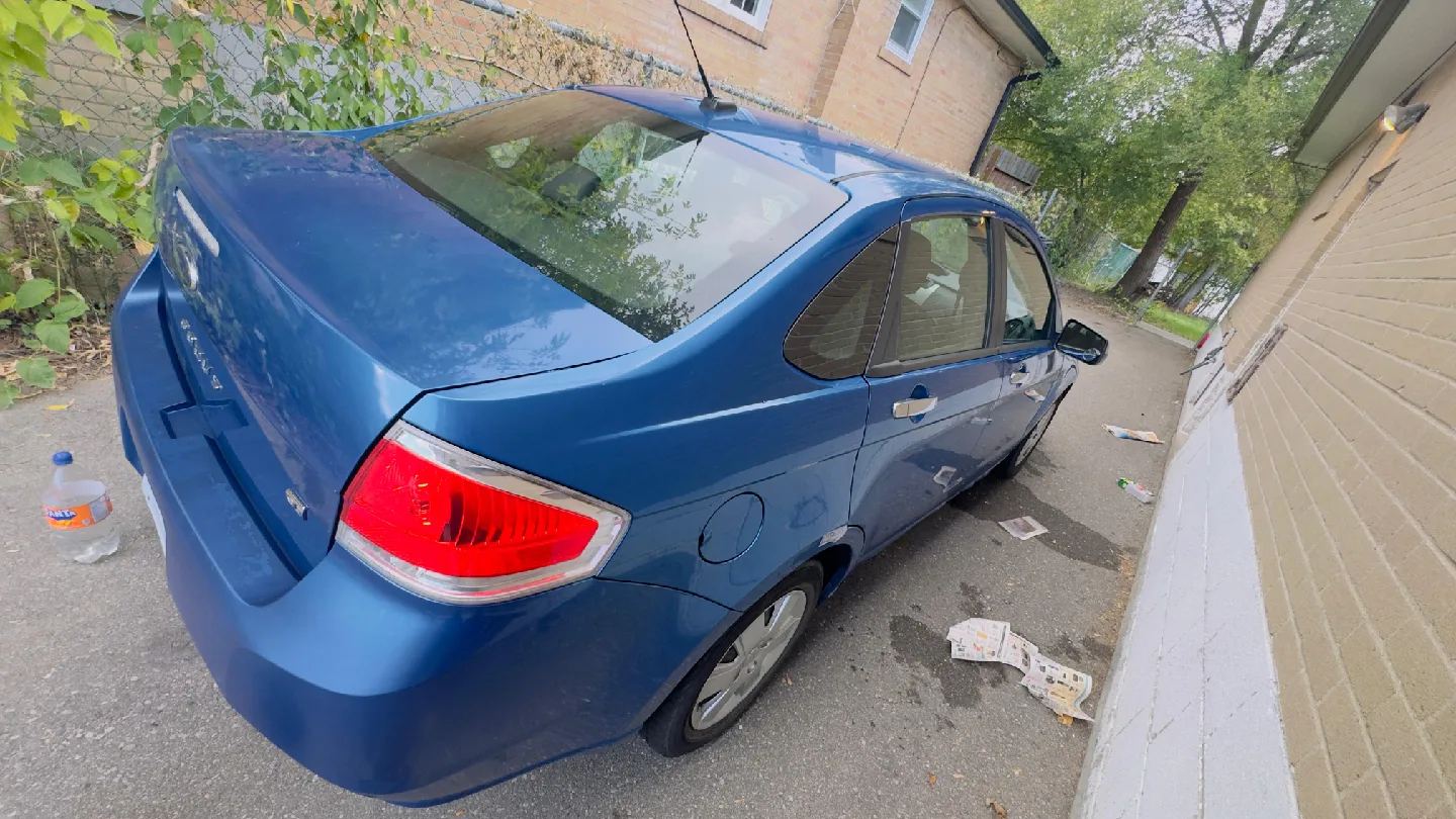 🚗 Ford Focus SE – Excellent Condition! image indicator(6)