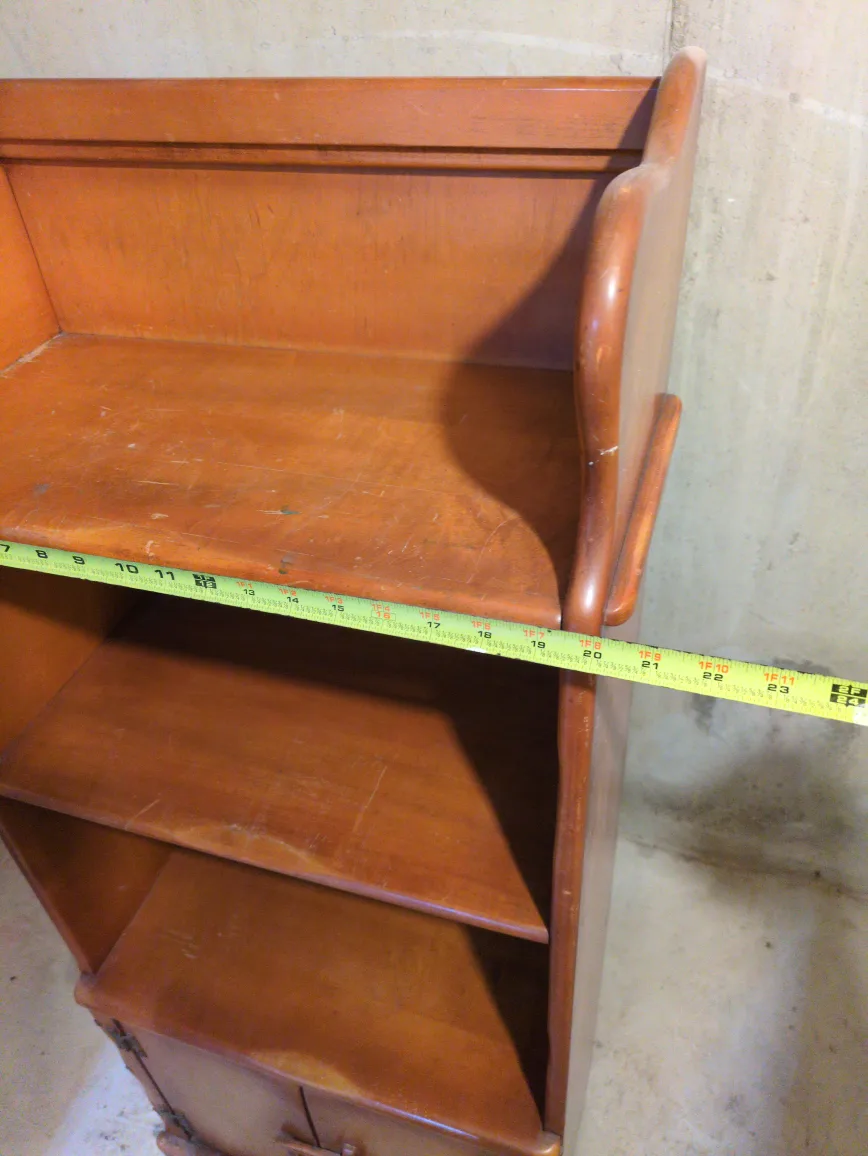 Wooden Bookcase image indicator(3)