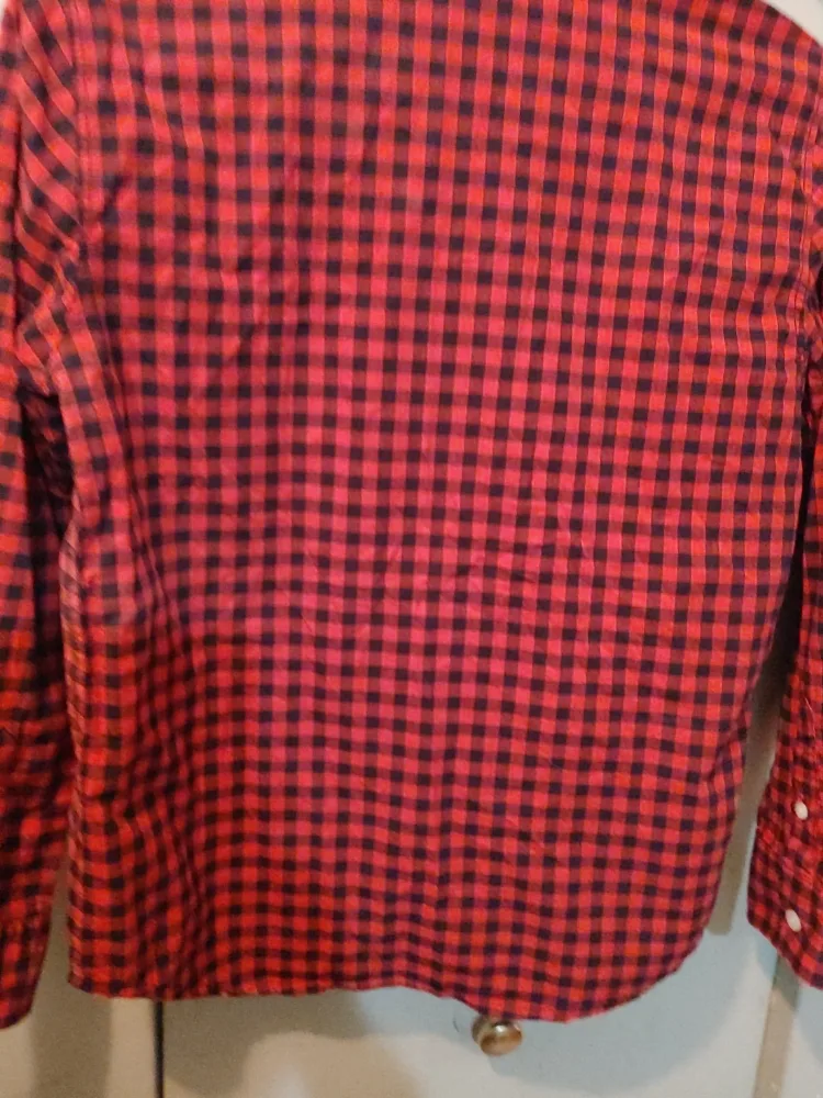 Old Navy Red & Black Checkered Shirt - Size L (10-12) image indicator(3)