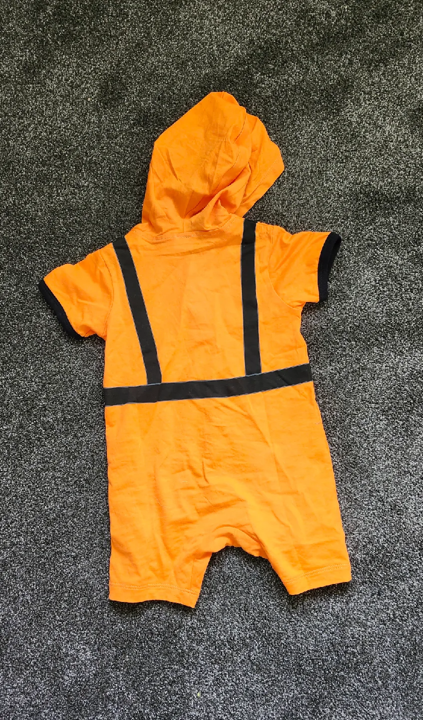 Orange Space Astronaut Costume, Size 9-12 Months image indicator(2)
