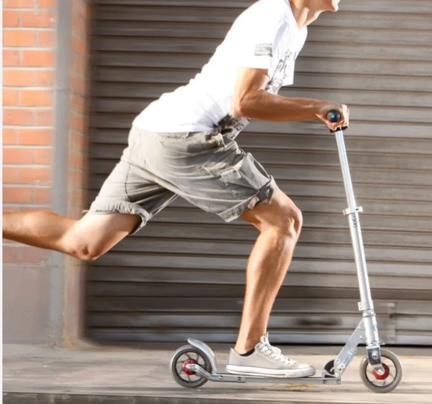 BNIB Folding Scooter image indicator(7)