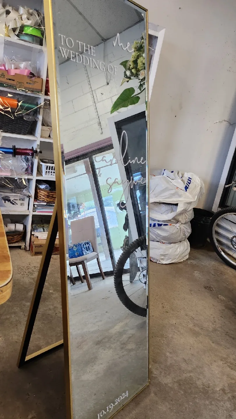 Easel Mirror - Free Standing Decoration image indicator(2)