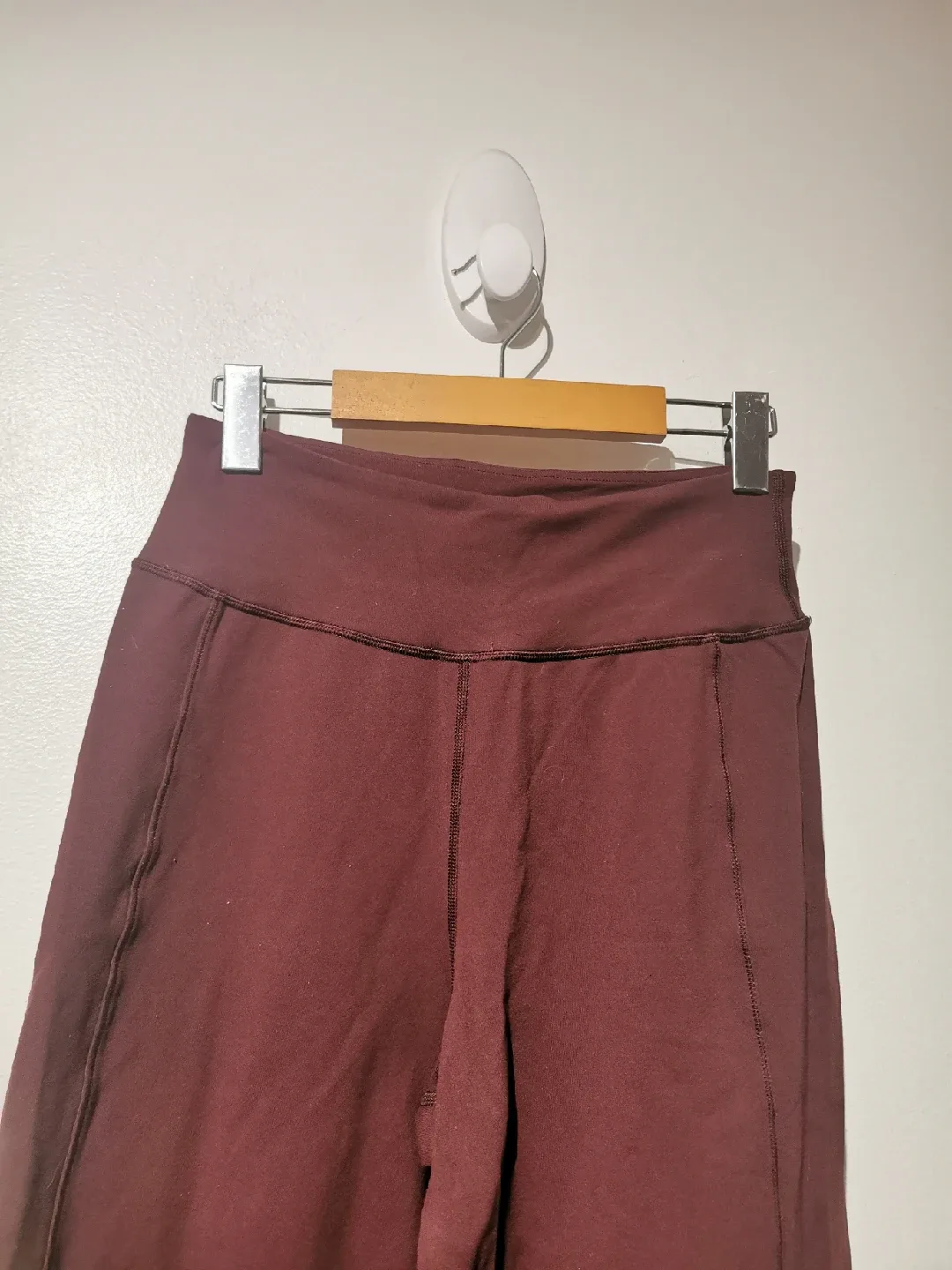 Lululemon Pants - Size 6 image indicator(2)