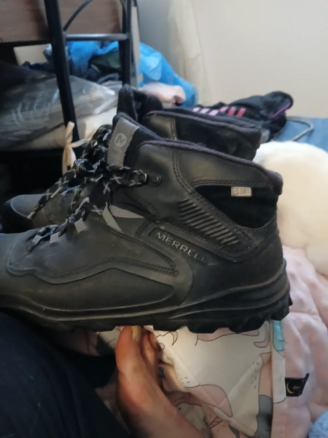 Mens Boots - Vibram Arctic Grip