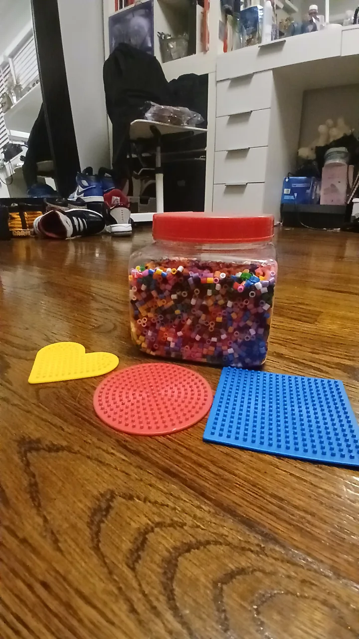 Perler Beads with Pegboards image indicator(5)