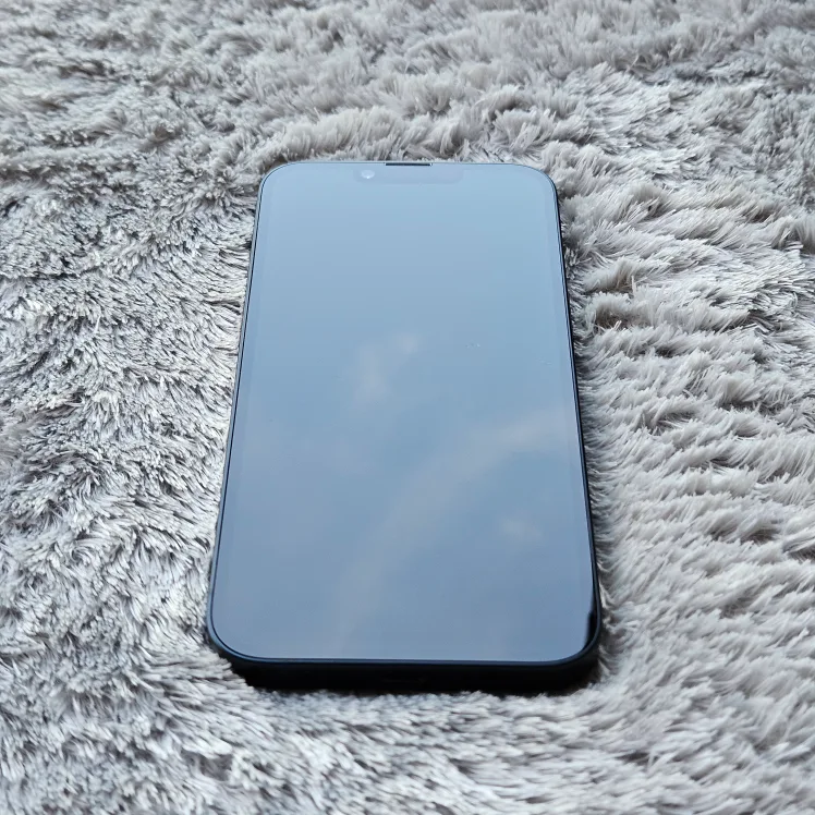 Apple iPhone 14 128GB - Like New! image indicator(7)