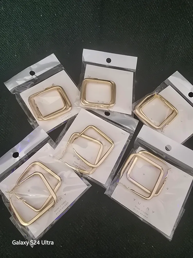 Square Hoop Earrings - YU.NY - S925 image indicator(5)