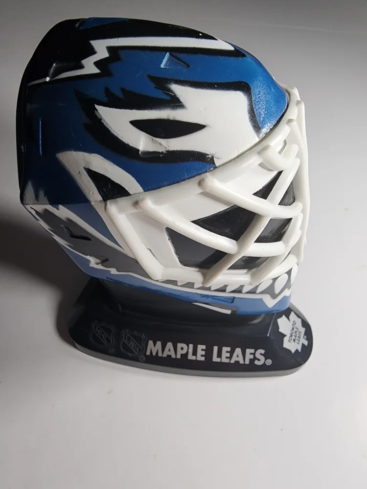 Toronto Maple Leafs Felix Potvin Goalie Mask Figurine image indicator(2)