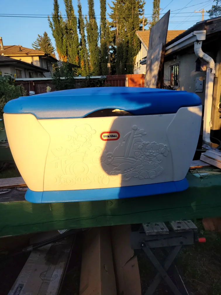 Little Tikes Giant Toy Chest image indicator(2)