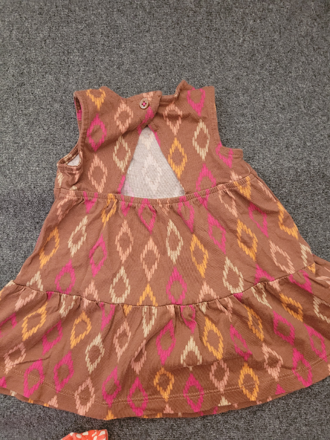 Carter's Baby Dress Lot - Size 6M & 9M - photo 4