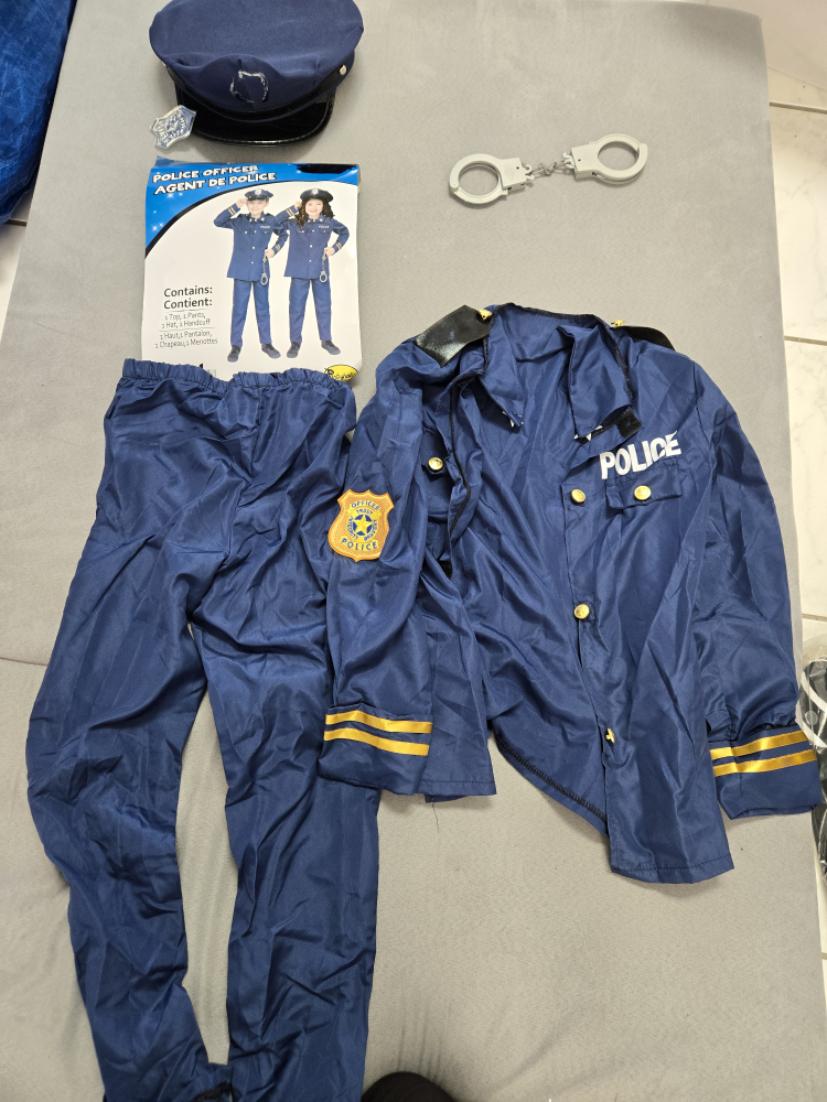 Kids halloween costume police officer 4pcs medium 8 to 10 - photo 2