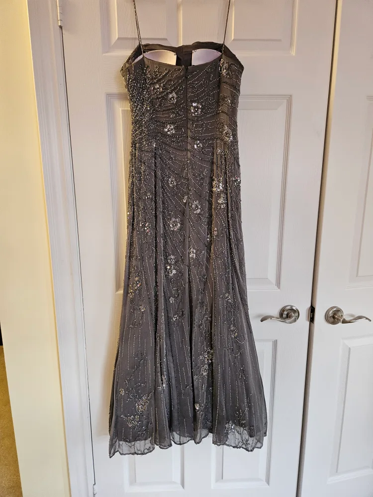 Beaded Formal Dress image indicator(3)