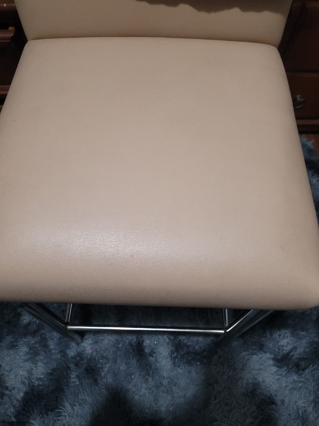 Beige Stool with Chrome Legs🥕