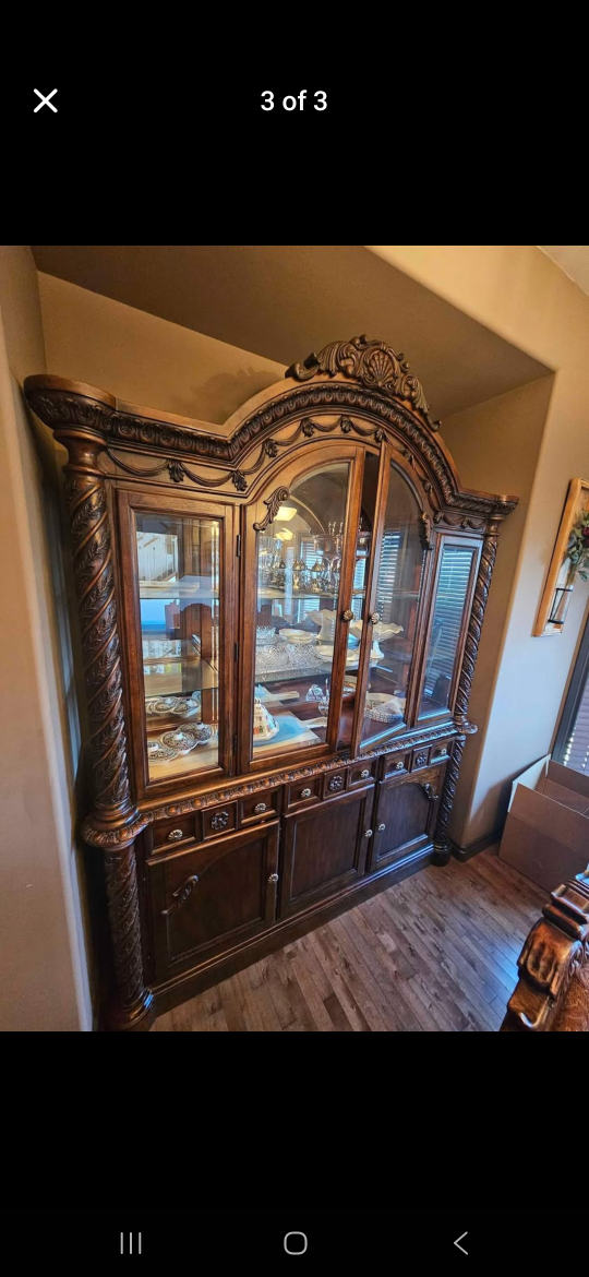 Ornate Wooden China Cabinet - photo 2