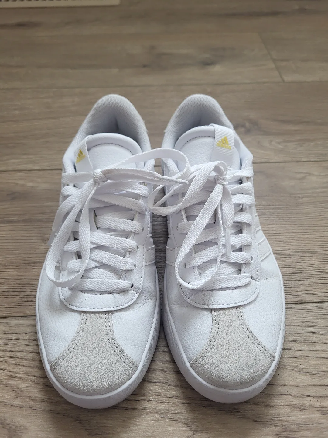 Adidas Courtflash White Sneakers - US Size 7 image indicator(2)