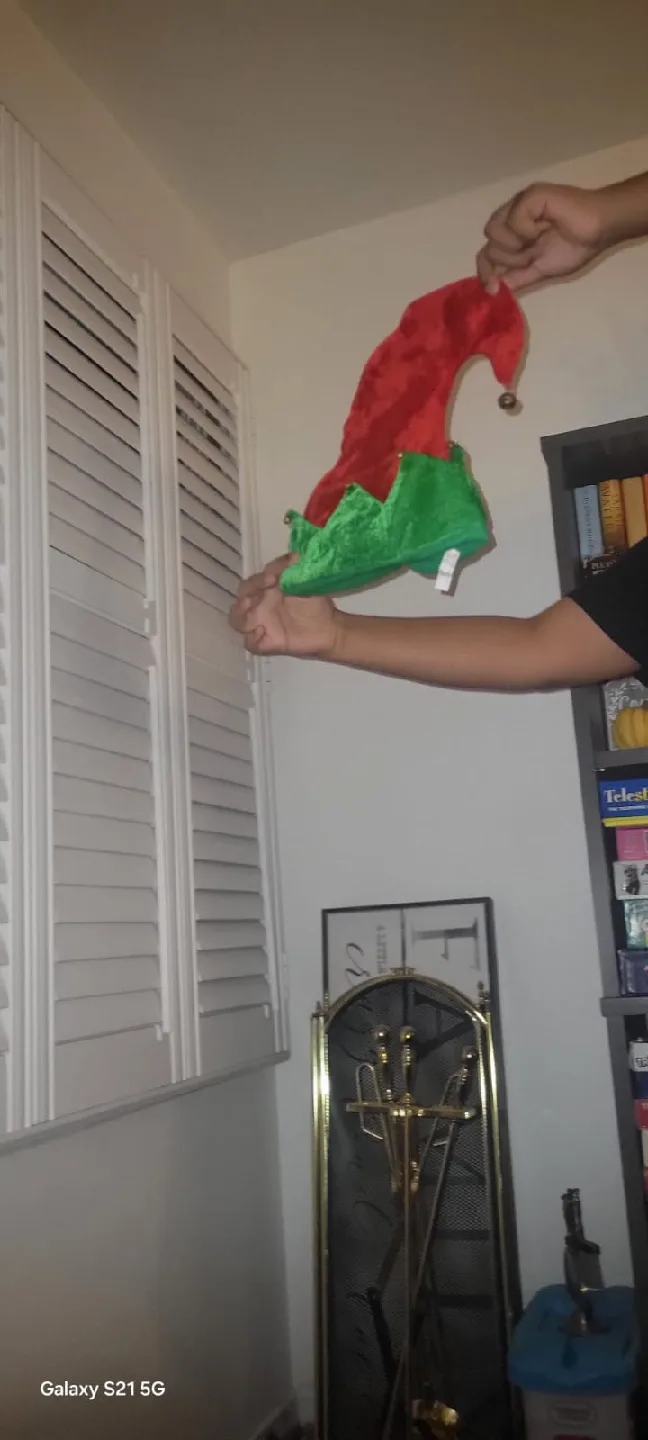 Assorted Costume Hats thumbnail