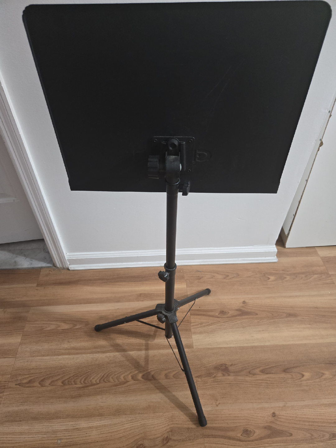 GLEAM Music Stand - photo 2