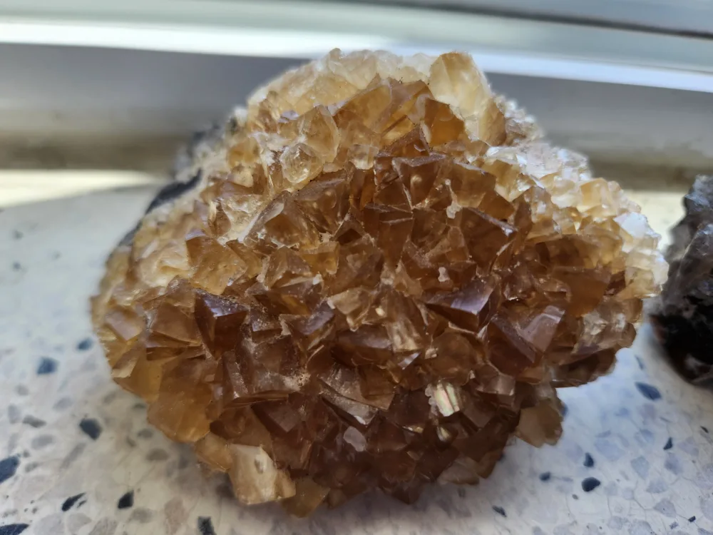 Two Mineral Stone Clusters image indicator(3)