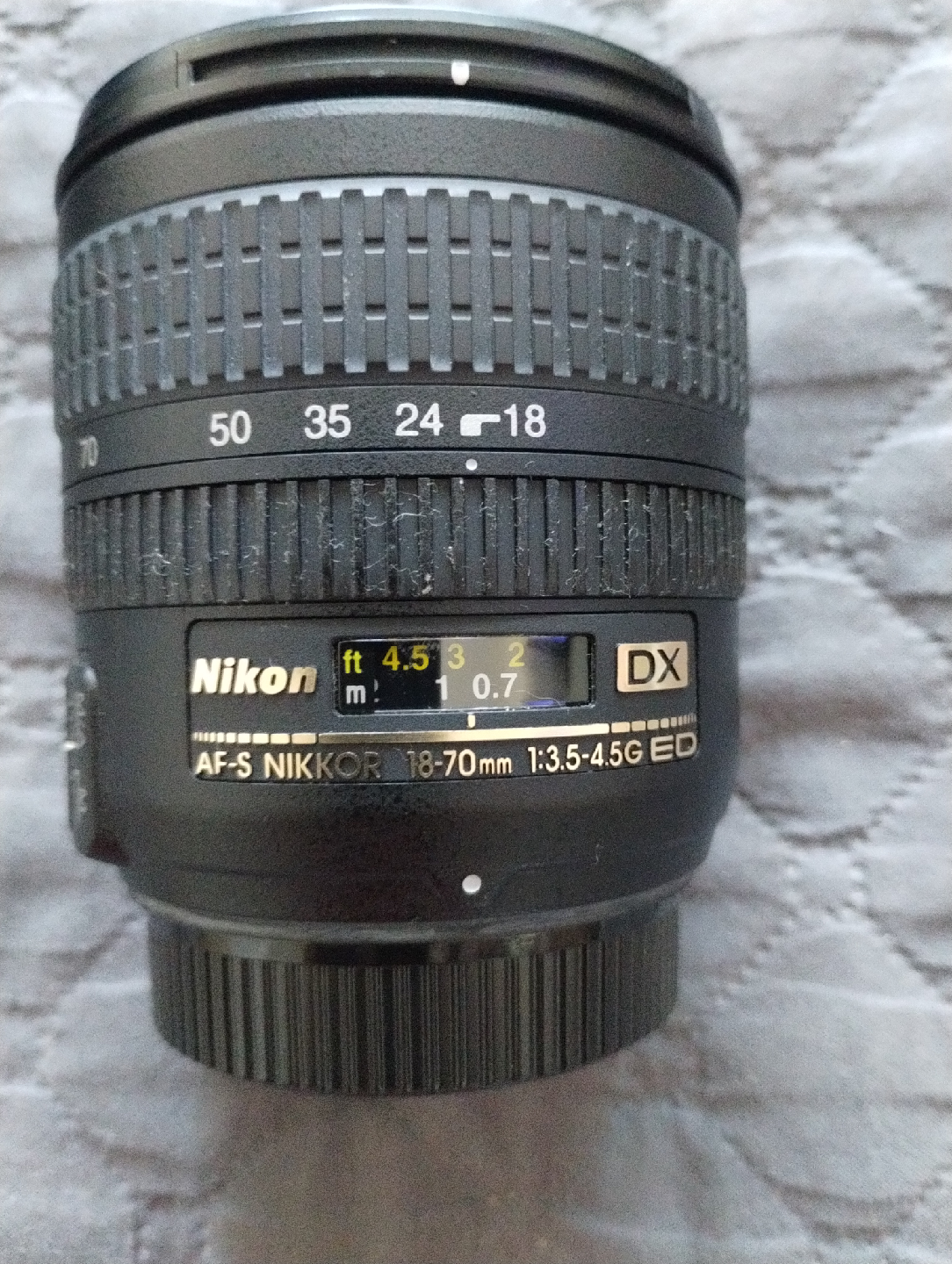 Nikon AF-S Nikkor 18-70mm Lens - photo 5