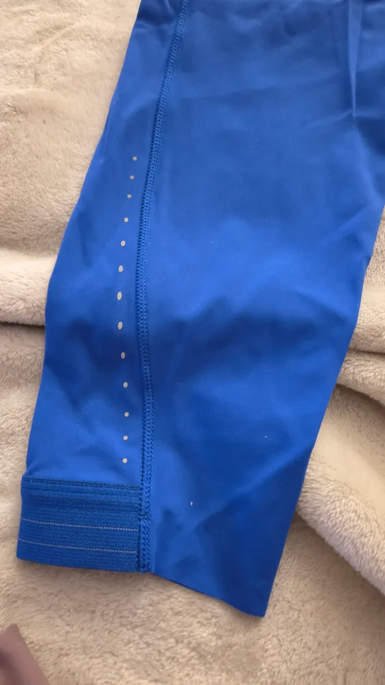 Lululemon Fast and Free HR Tight 25" Size 10 image indicator(4)