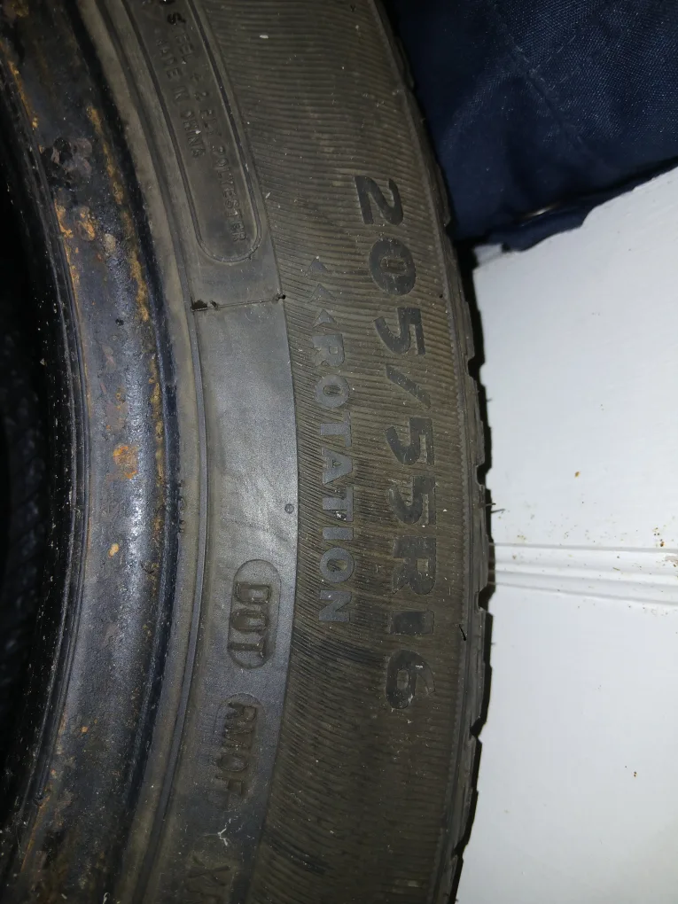 Winter Edge 205/55R16 Tires - Set of 4 image indicator(2)