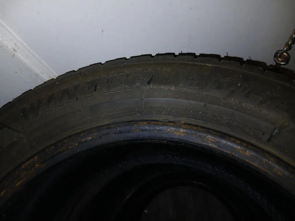 Winter Edge 205/55R16 Tires - Set of 4 image indicator(5)