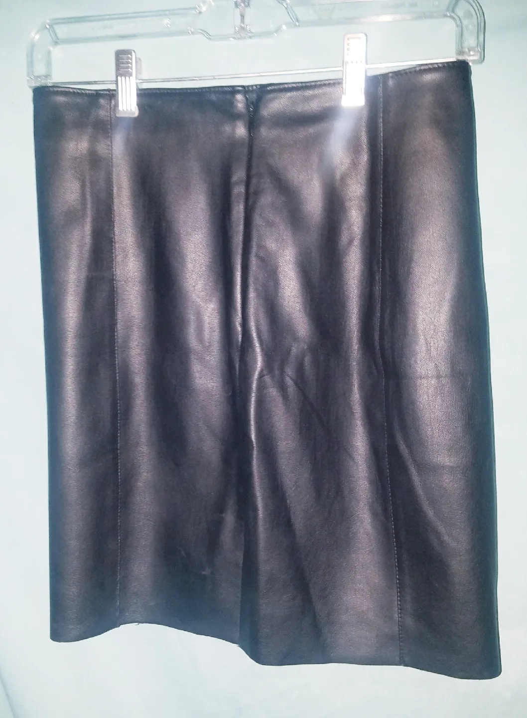 Black Express Pleather Mini Skirt Size 2 Excellent Condition image indicator(5)