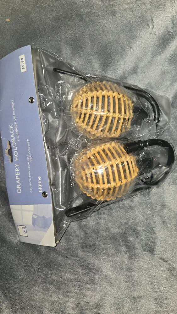 blüline Drapery Finials & Holdbacks Set image indicator(2)