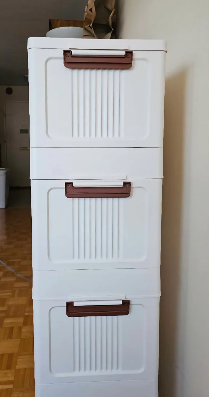 White Stackable Storage Cabinet image indicator(4)