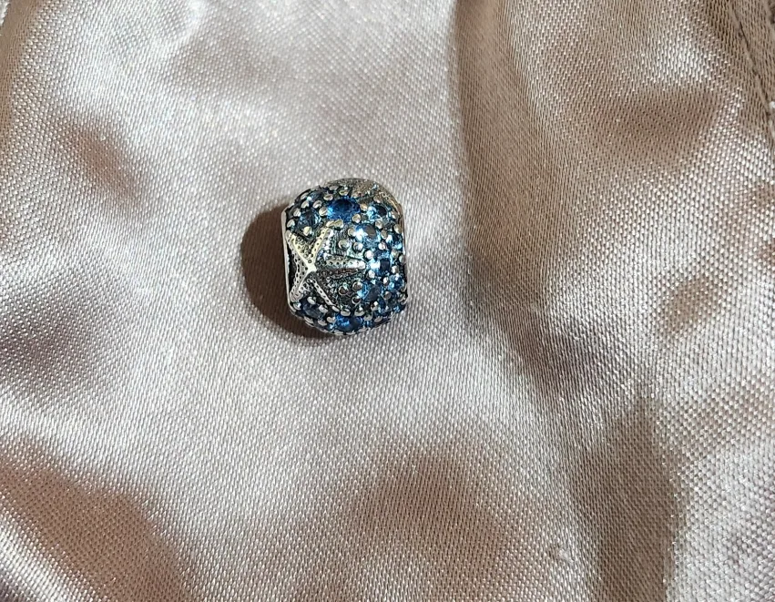 Blue Sparkling Star Charm thumbnail